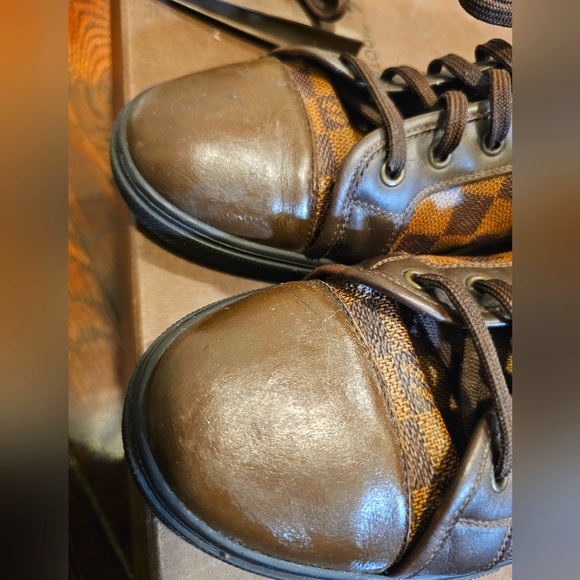 Louis Vuitton Men's US 9 Damier Graphite Punchy Sneaker - Picture 10 of 16